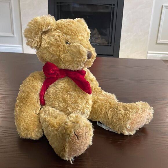 Russ Bombay Co Exclusive GILMORE 2004 7th Annual Christmas Charity Bear 16 inch - Picture 2 of 8